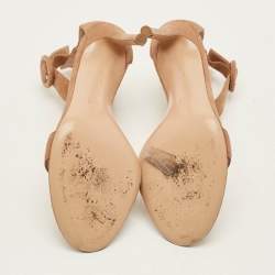 مملوكة مسبقًا Gianvito Rossi Cherry Portofino Size 36 Beige Suede Ankle Strap Sandals