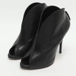 Pre Owned Gianvito Rossi Size 38.5 Black Leather Peep Toe Booties