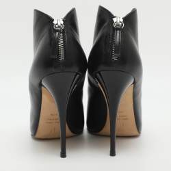 Pre Owned Gianvito Rossi Size 38.5 Black Leather Peep Toe Booties