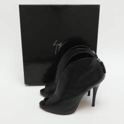 Pre Owned Gianvito Rossi Size 38.5 Black Leather Peep Toe Booties