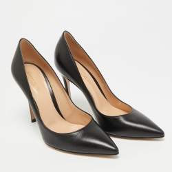 مملوكة مسبقًا حذاء كعب عالي جيانفيتو روسي جلد أسود مقدمة مدببة مقاس 39