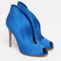 Pre Owned Gianvito Rossi Vamp Size 38 Blue Satin Booties