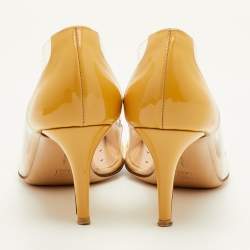Pre Owned Gianvito Rossi Plexi Size 38 Beige/Cream Patent Leather and PVC Pointed Toe Pumps
