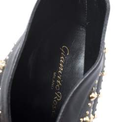 Pre Owned Gianvito Rossi Black Leather Studded Ankle Boots Size 37.5