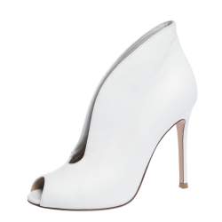 Pre Owned Gianvito Rossi White Leather V Neck Peep Toe Booties Size 36