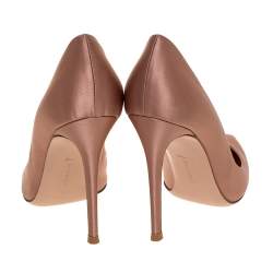 Pre Owned Gianvito Rossi Beige Satin Pointed Toe Pumps Size 39.5