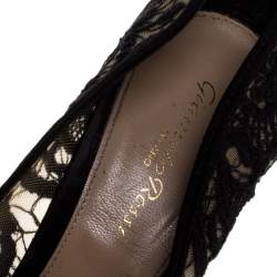 Pre Owned Gianvito Rossi Black Suede And Lace Pointed Toe Pumps Size 40.5