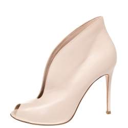 Pre Owned Gianvito Rossi Cream  Leather  Peep Toe Booties Size 40.5