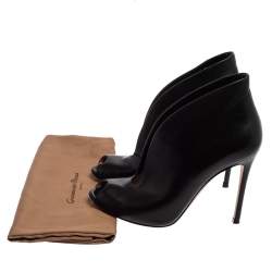 Pre Owned Gianvito Rossi Black Leather Vamp Peep Toe Booties Size 39.5
