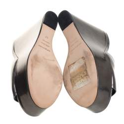 Pre Owned Gianvito Rossi Olive Green Patent Leather Wedge Platform Sandals Size 37