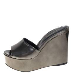 Pre Owned Gianvito Rossi Olive Green Patent Leather Wedge Platform Sandals Size 37