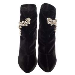 مملوكة مسبقًا Giuseppe Zanotti Black Velvet Crystal Embellished Ankle Boots Size 41