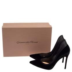 Pre Owned Gianvito Rossi Black Tuxedo Velvet Pumps Size 37.5