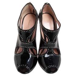 Pre Owned Gianvito Rossi Black Patent Leather Studded Ankle Booties Size 37