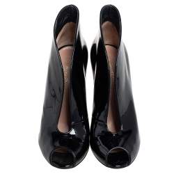 Pre Owned Gianvito Rossi Black Patent Leather Vamp Peep Toe Booties Size 37.5