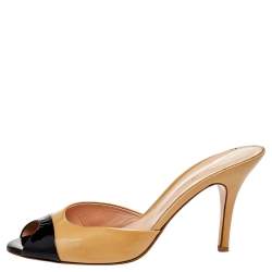 Pre Owned Gianvito Rossi Beige/Black Patent Leather Sandals Size 37.5