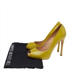 Pre Owned Gianvito Rossi Mustard Patent Leather Peep Toe Pumps Size 36