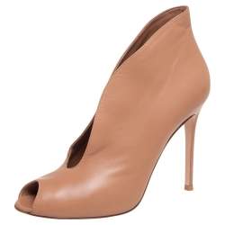 Pre Owned Gianvito Rossi Beige Leather Vamp Booties Size 39