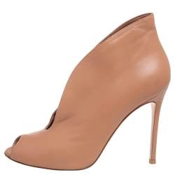 Pre Owned Gianvito Rossi Beige Leather Vamp Booties Size 39