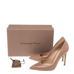 Pre Owned Gianvito Rossi Beige Leather Pointed Toe Pumps Size 41