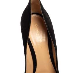 Pre Owned Gianvito Rossi Black Suede Pointed-Toe Pumps Size 40.5