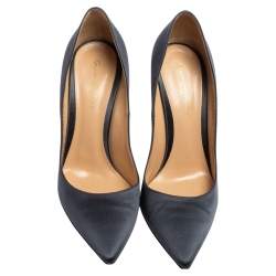 Pre Owned Gianvito Rossi Grey Satin Pointed-Toe Pumps Size 39.5