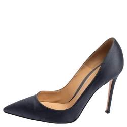 Pre Owned Gianvito Rossi Grey Satin Pointed-Toe Pumps Size 39.5