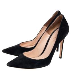 Pre Owned Gianvito Rossi Black Suede Pointed-Toe Pumps Size 38