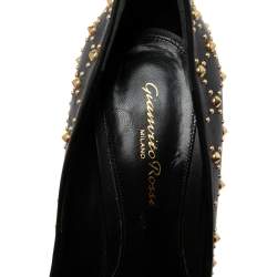 Pre Owned Gianvito Rossi Black Studded Leather Pointed-Toe Pumps Size 39.5