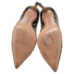 Pre Owned Gianvito Rossi Black Studded Leather Pointed-Toe Pumps Size 39.5
