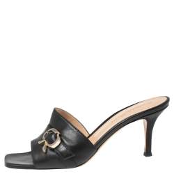 Pre Owned Gianvito Rossi Black Leather Buckle Detail Sandals Size 35