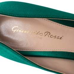 Pre Owned Gianvito Rossi Bottle Green Satin Pointed-Toe Pumps Size 38.5