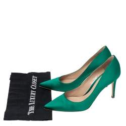 Pre Owned Gianvito Rossi Bottle Green Satin Pointed-Toe Pumps Size 38.5