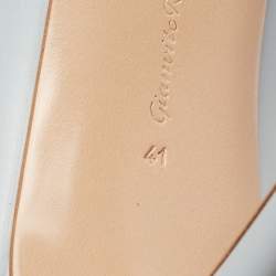 Pre Owned Gianvito Rossi Light Blue Leather Pointed-Toe Pumps Size 41