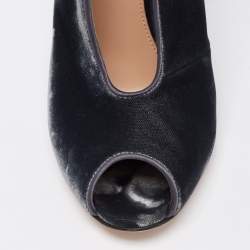 Pre Owned Gianvito Rossi Grey Velvet Vamp Peep-Toe Booties Size 35.5