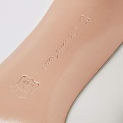 Pre Owned حذاء كعب عالي جيانفيتو روسي جلد أبيض لامع مقدمة مدببة مقاس 38