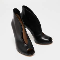 Pre Owned Gianvito Rossi Black Leather Vamp Booties Size 36