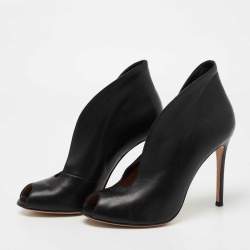 Pre Owned Gianvito Rossi Black Leather V-Neck Peep-Toe Ankle Booties Size 38.5