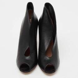 Pre Owned Gianvito Rossi Black Leather V-Neck Peep-Toe Ankle Booties Size 38.5