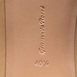 Pre Owned Gianvito Rossi Beige Leather Block Heel Pumps Size 40.5