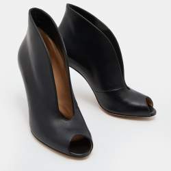 Pre Owned Gianvito Rossi Black Leather Peep Toe Vamp Ankle Booties Size 37