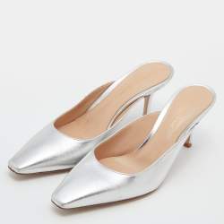 Pre Owned Gianvito Rossi Silver Leather Mules Size 38.5
