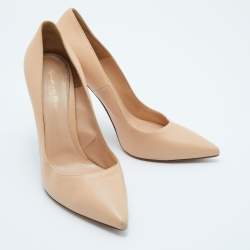 Pre Owned Gianvito Rossi Beige Leather Pointed Toe Pumps Size 40