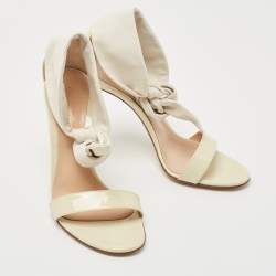 Pre Owned Gianvito Rossi Beige/Cream Patent Leather Ankle Strap Sandals Size 38