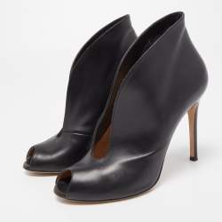 Pre Owned Gianvito Rossi Black Leather Vamp Peep Toe Booties Size 38