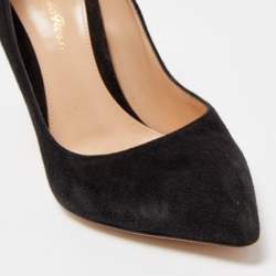 Pre Owned Gianvito Rossi Black Suede Gianvito Pumps Size 38