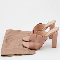 Pre Owned Gianvito Rossi Beige Satin Bow Open Toe Mules Size 40
