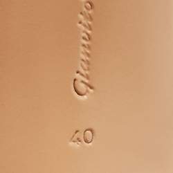 Pre Owned Gianvito Rossi White Patent Leather and PVC Anise Ankle Strap Pumps Size 40