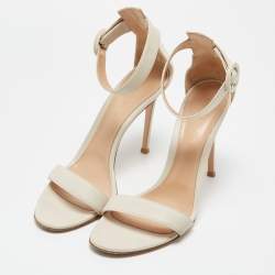 Gianvito Rossi Off White Leather Portofino Sandals Size 39.5