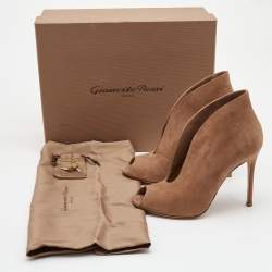 Pre Owned Gianvito Rossi Brown Suede Vamp V- Neck Peep Toe Booties Size 37.5